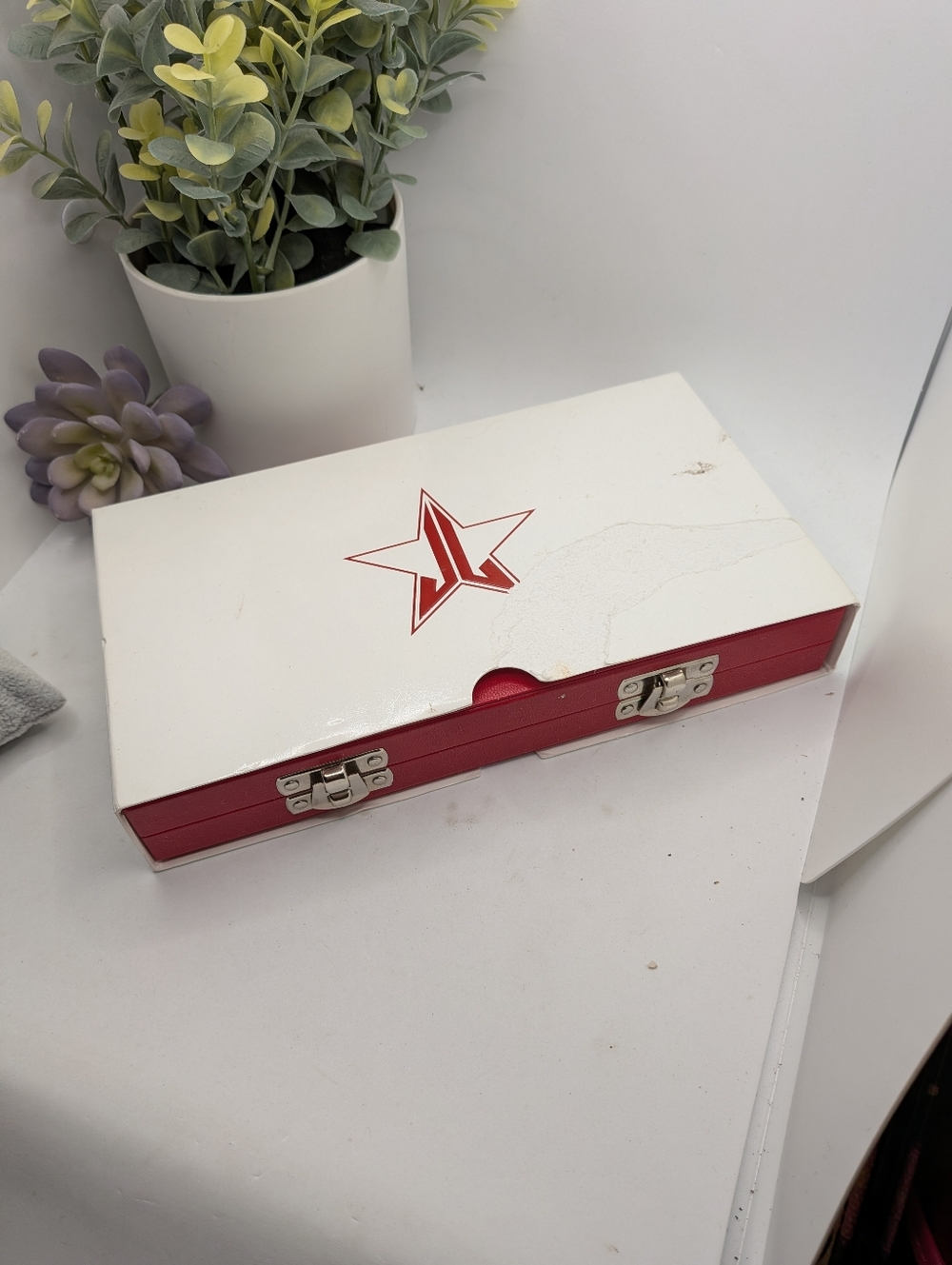 Jeffree Star 'Blood Sugar'  Eyeshadow Palette Case - Picture 5 of 5
